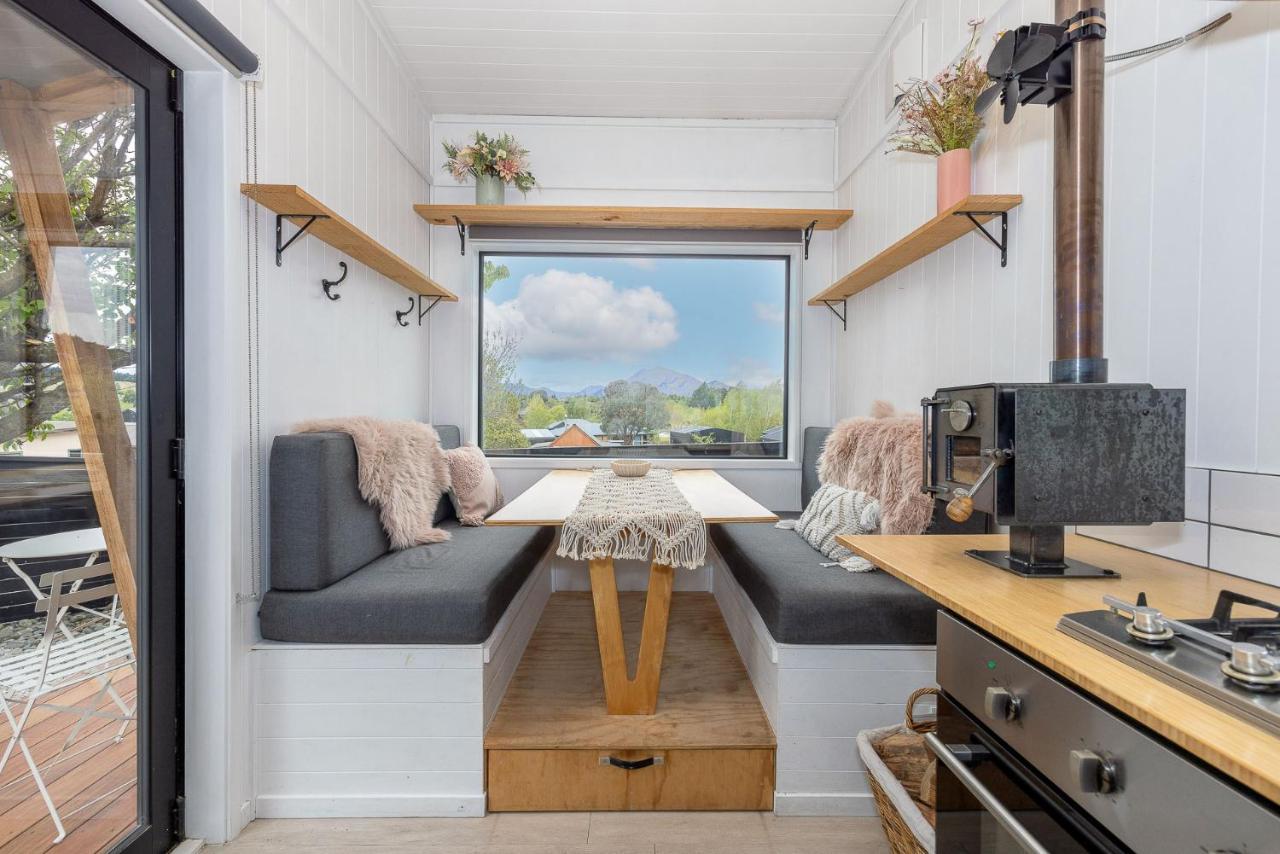 Апартаменти Tiny House With Mountain Views, Indoor And Outdoor Fire, Private Courtyard Garden Ванака Екстер'єр фото